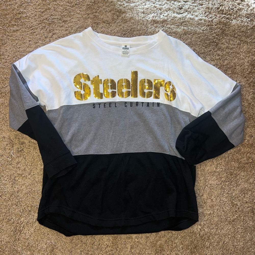 Victorias Sceret Pink sweatshirt